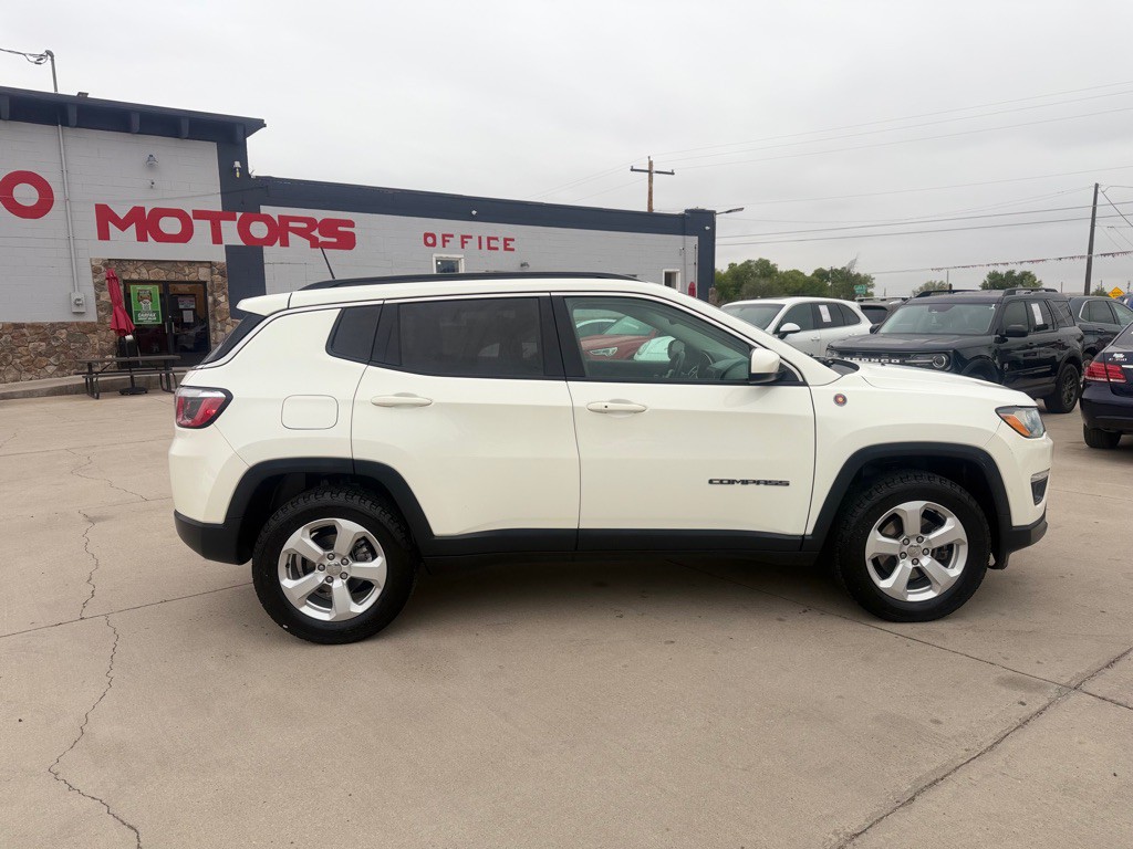 2018 Jeep Compass Image 2
