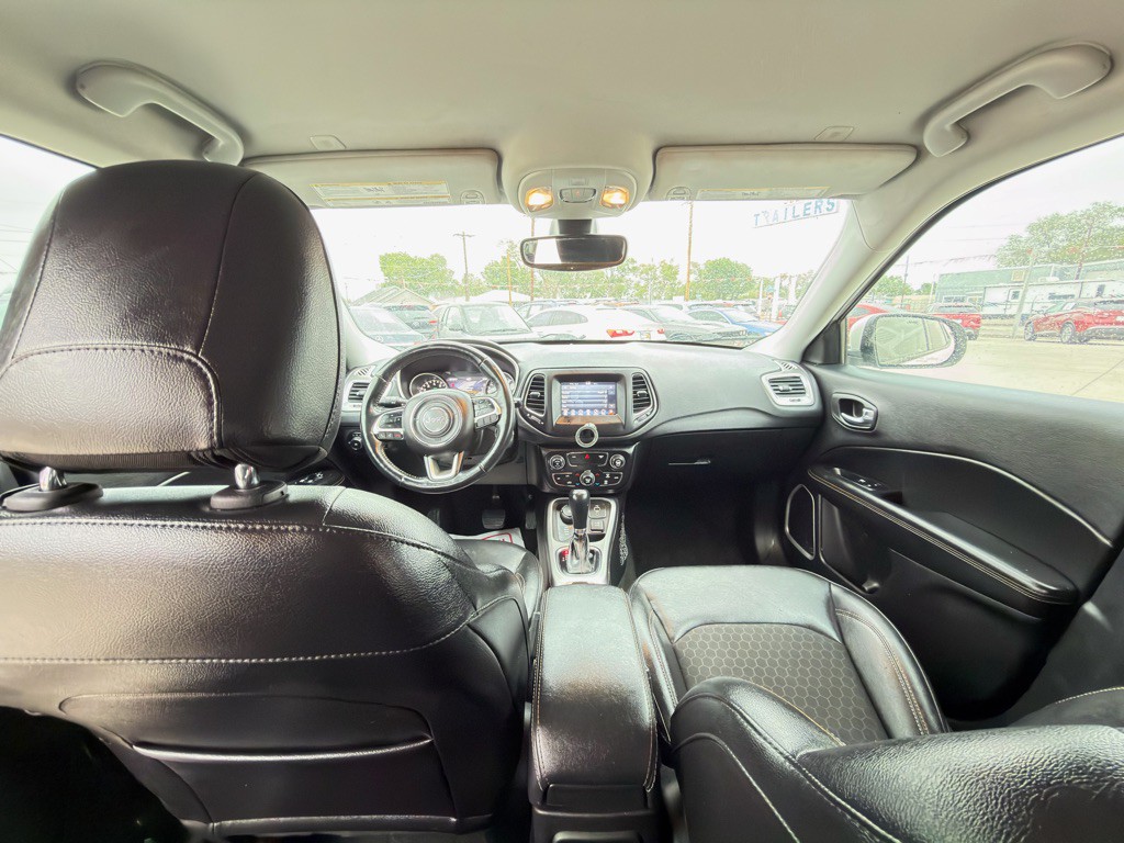 2018 Jeep Compass Image 13