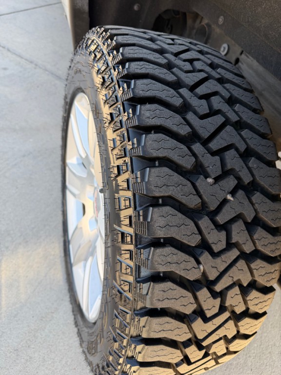 2017 GMC Sierra Image 19