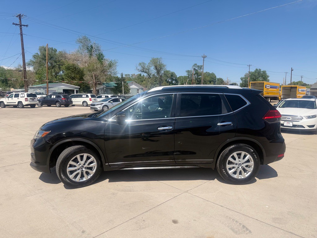 2017 Nissan Rogue Image 6