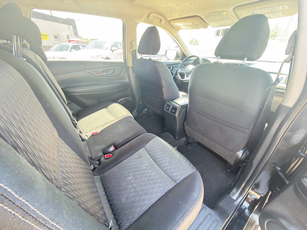 2017 Nissan Rogue Image 15