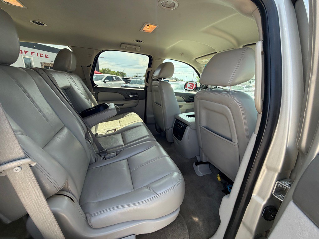 2014 Chevrolet Tahoe Image 16