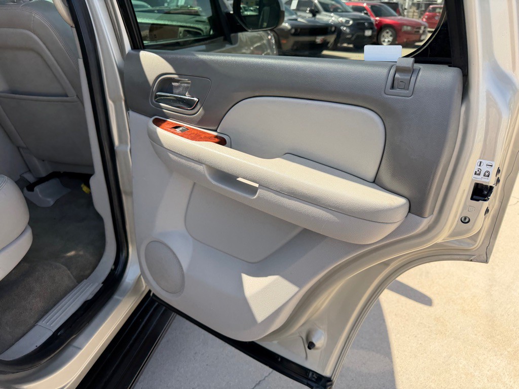 2014 Chevrolet Tahoe Image 19