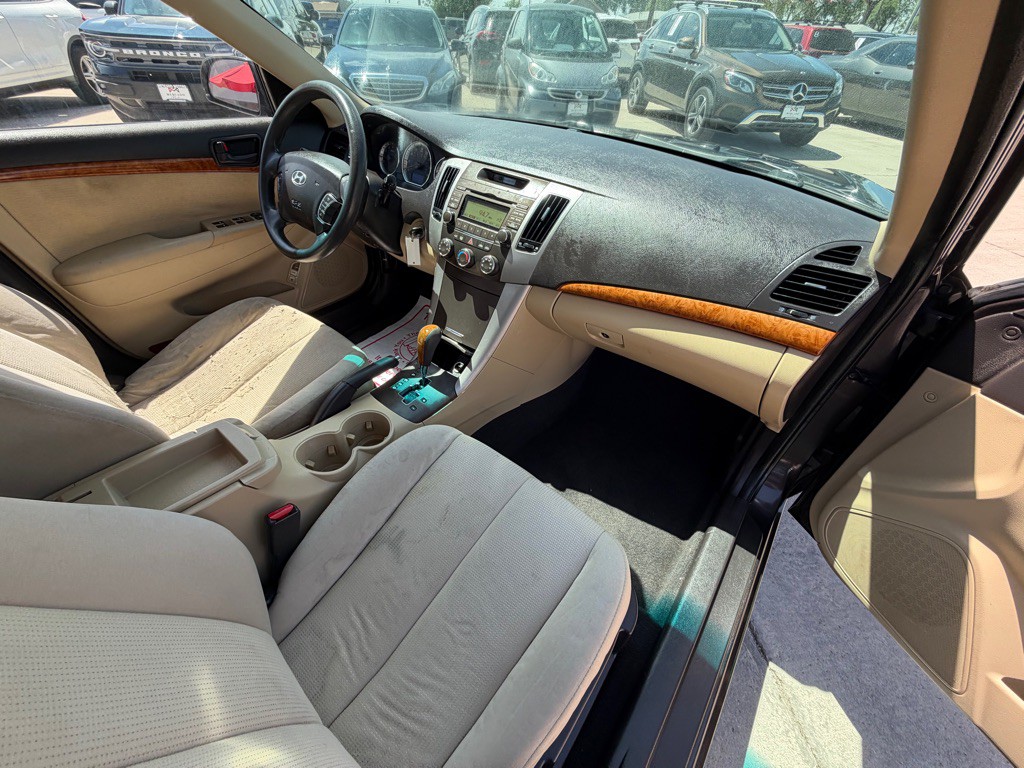 2009 Hyundai Sonata Image 16