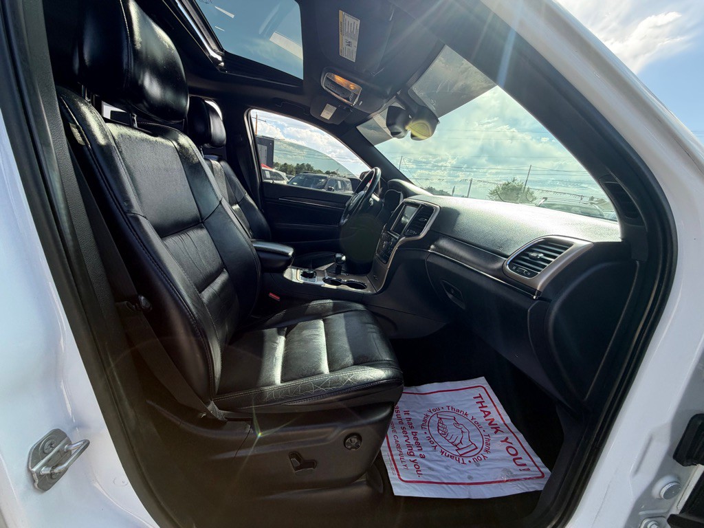 2015 Jeep Grand Cherokee Image 16