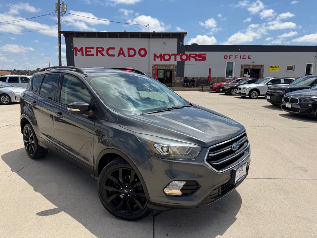 2017 Ford Escape Image 1