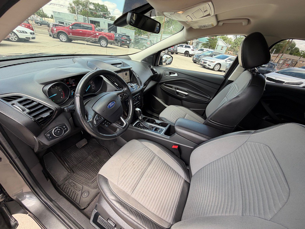 2017 Ford Escape Image 9
