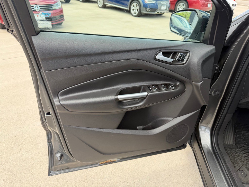 2017 Ford Escape Image 10