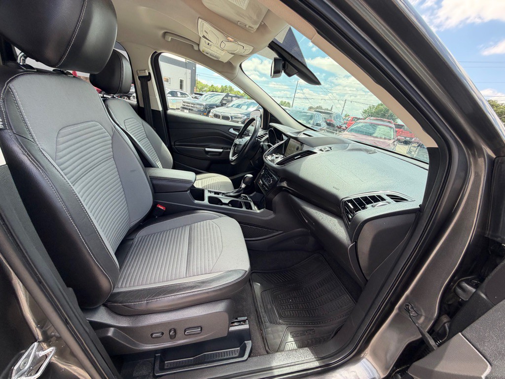 2017 Ford Escape Image 16