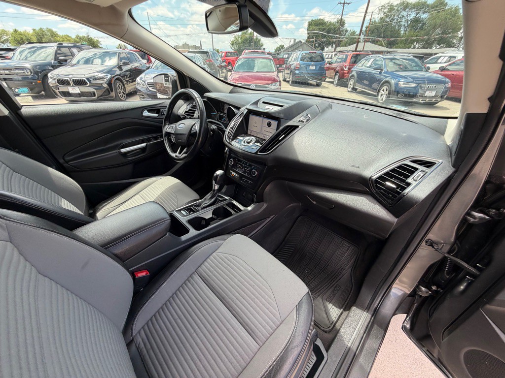 2017 Ford Escape Image 17