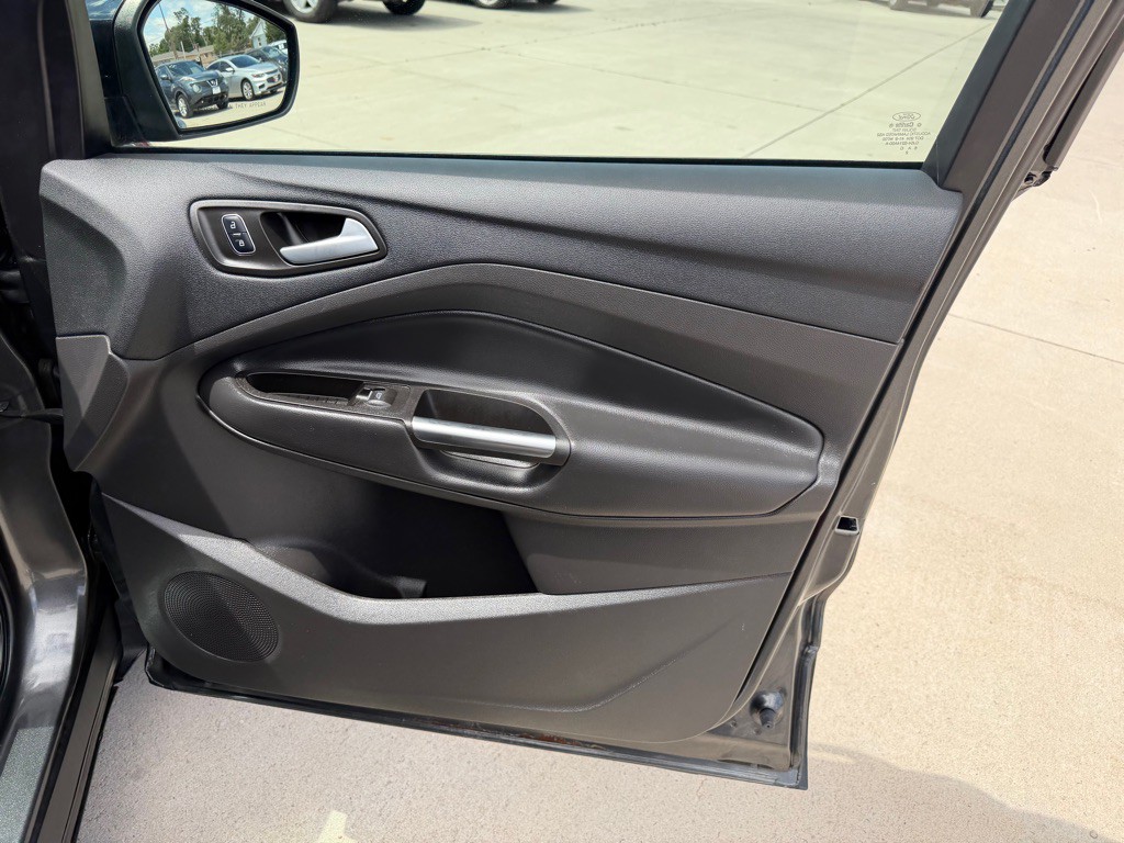 2017 Ford Escape Image 18
