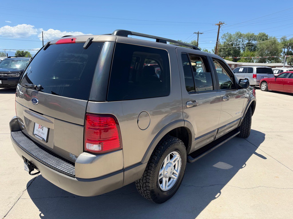 2002 Ford Explorer Image 3