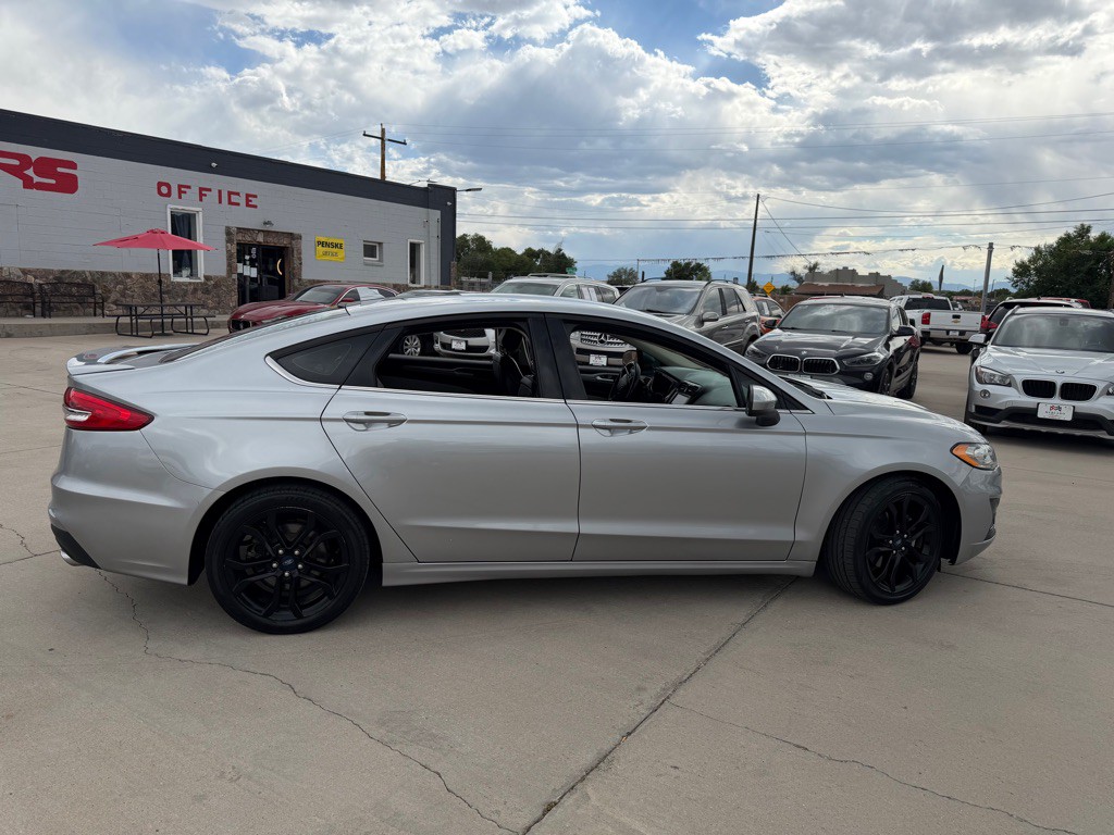 2020 Ford Fusion Image 20
