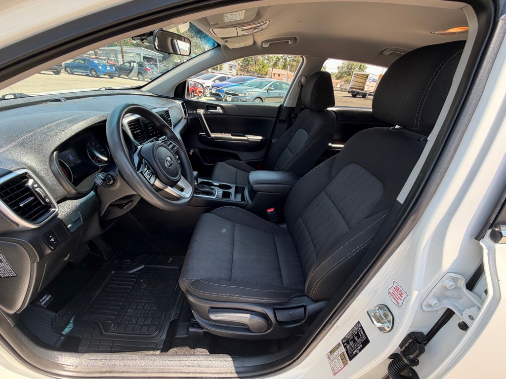 2022 Kia Sportage Image 8
