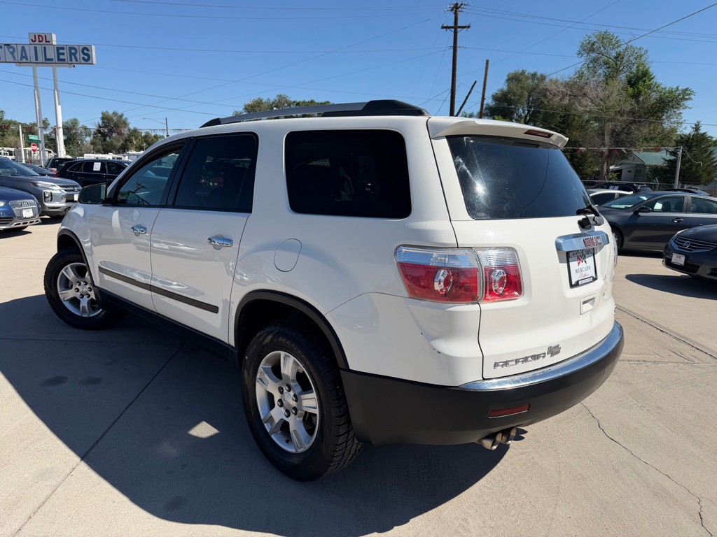 2011 GMC Acadia Image 5