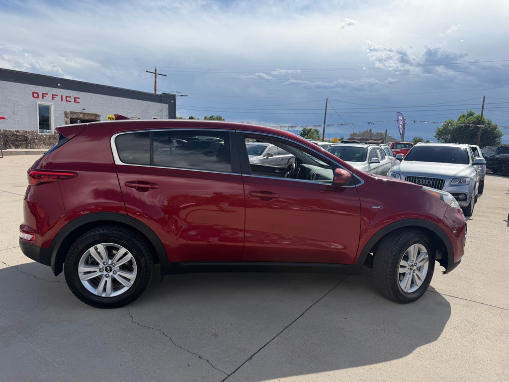 2017 Kia Sportage Image 2