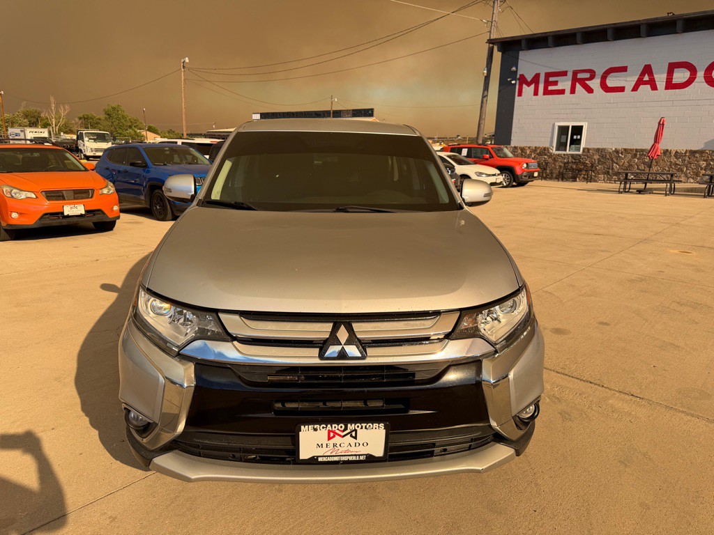 2016 Mitsubishi Outlander Image 7