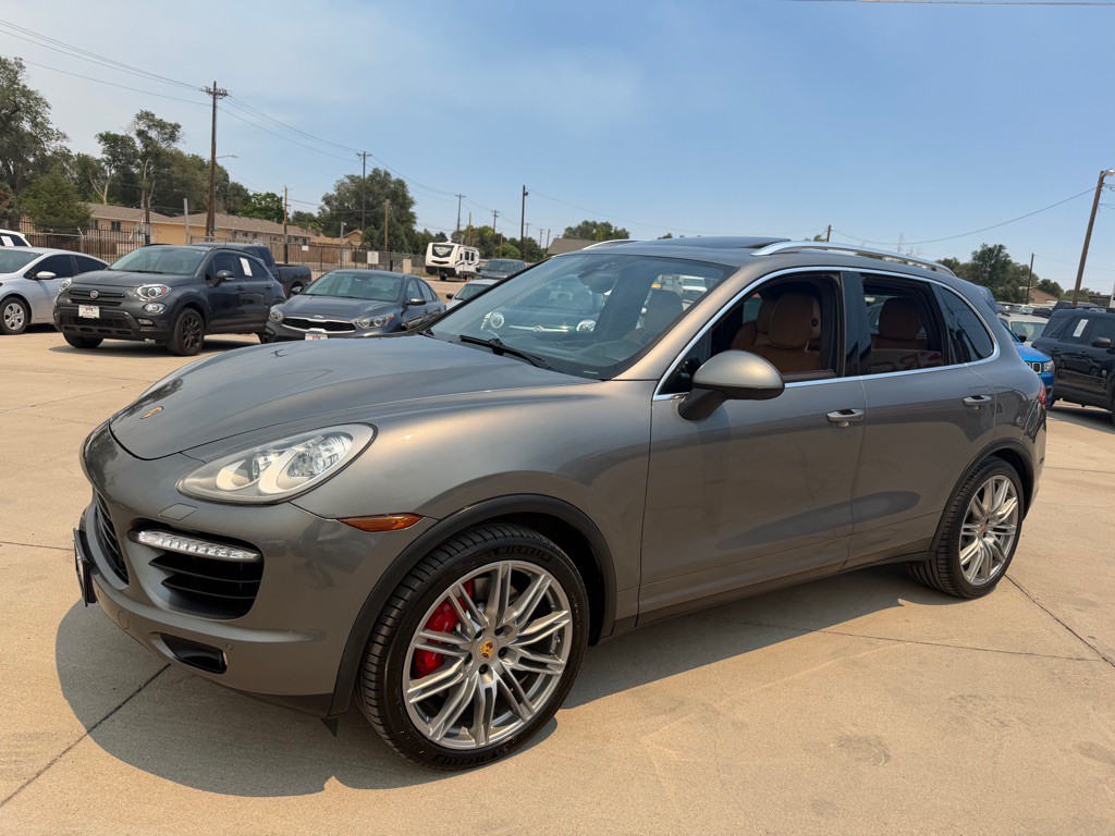 2014 Porsche Cayenne Image 6
