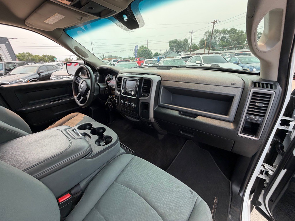 2014 RAM 1500 Image 16