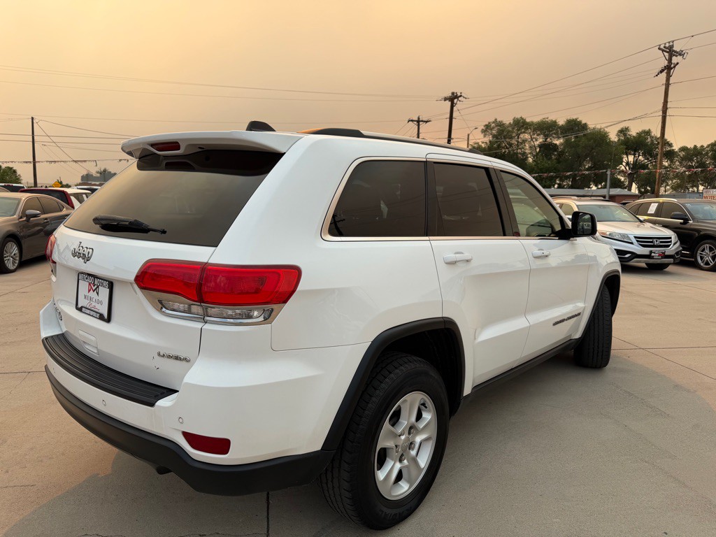 2017 Jeep Grand Cherokee Image 3