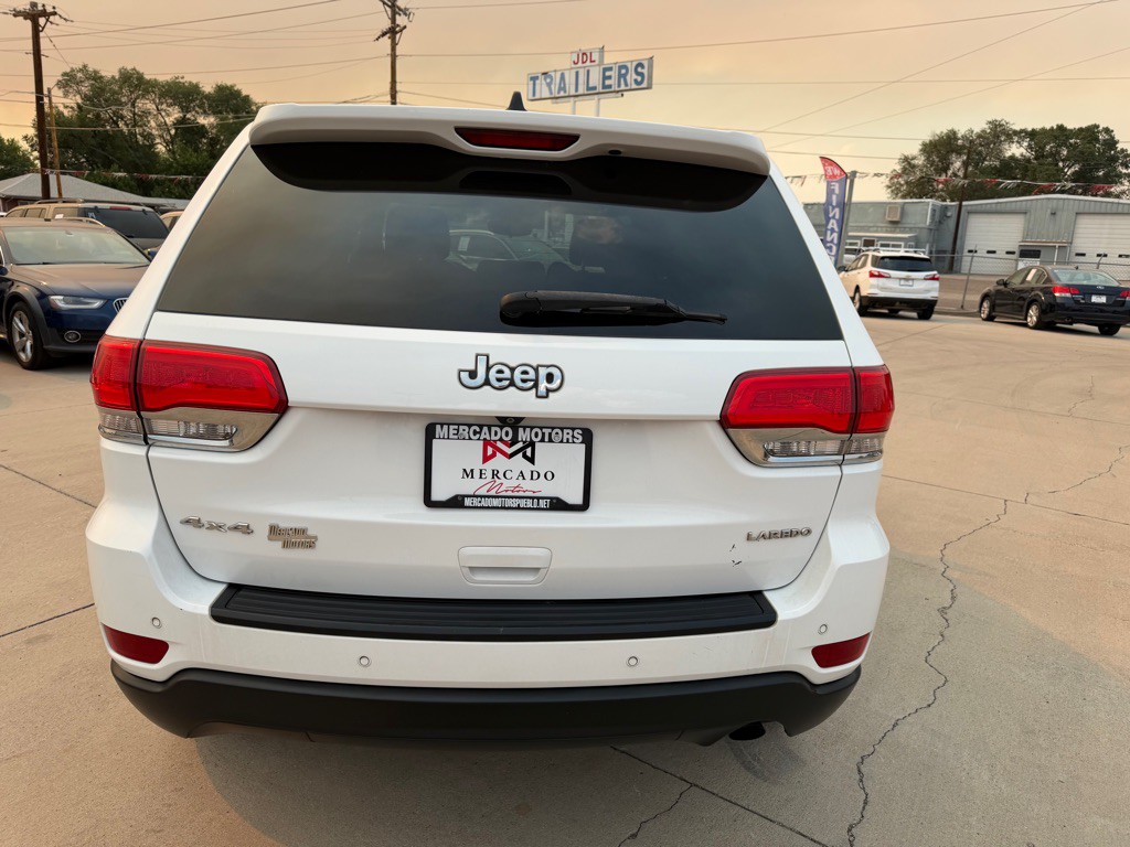 2017 Jeep Grand Cherokee Image 4