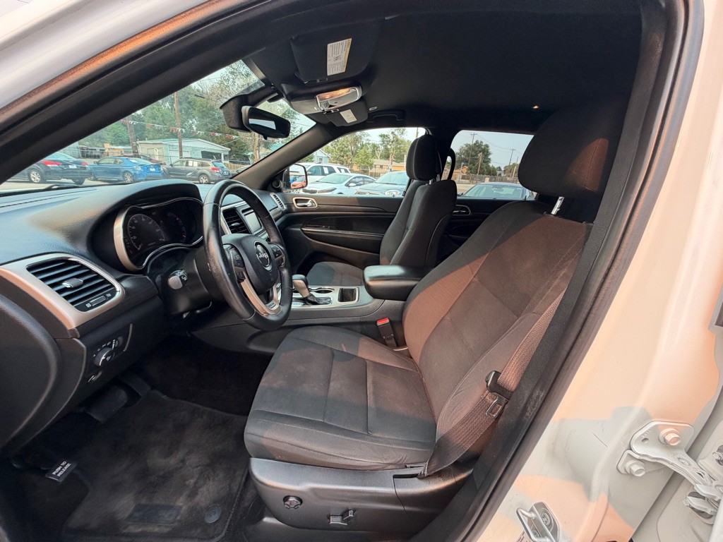 2017 Jeep Grand Cherokee Image 8