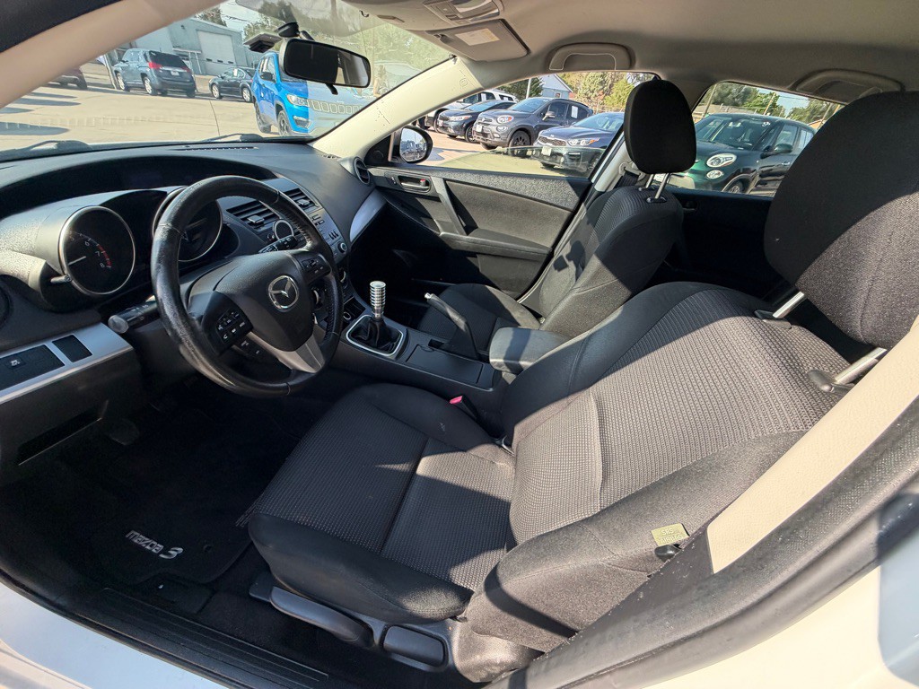 2012 Mazda Mazda3 Image 9