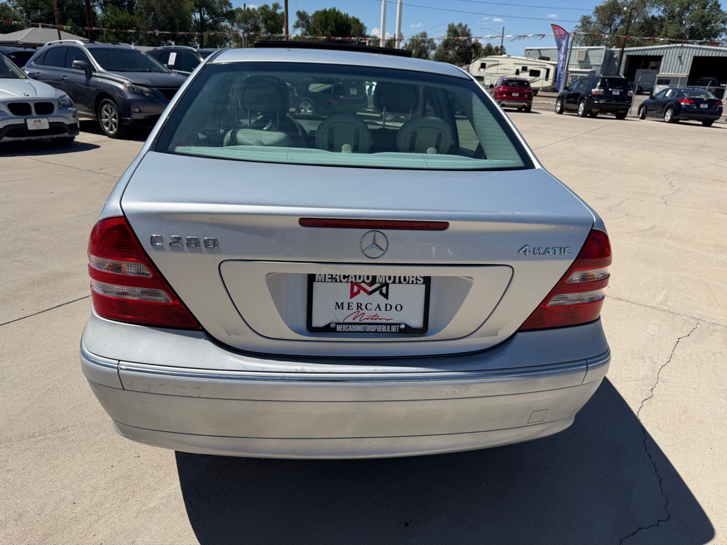 2007 Mercedes-Benz C-Class Image 4