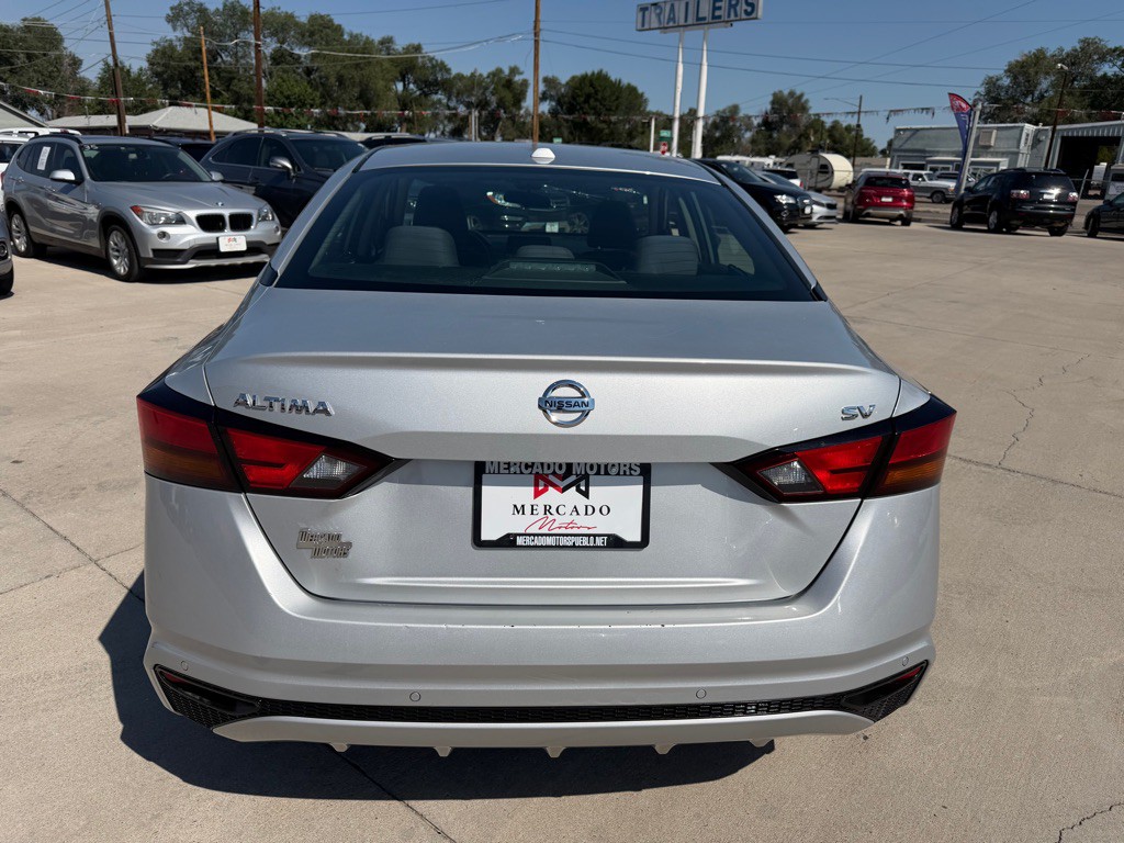 2021 Nissan Altima Image 4
