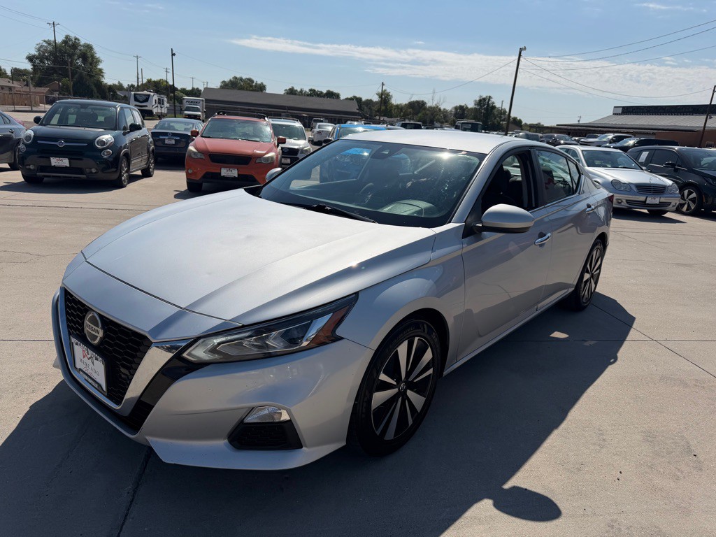 2021 Nissan Altima Image 6