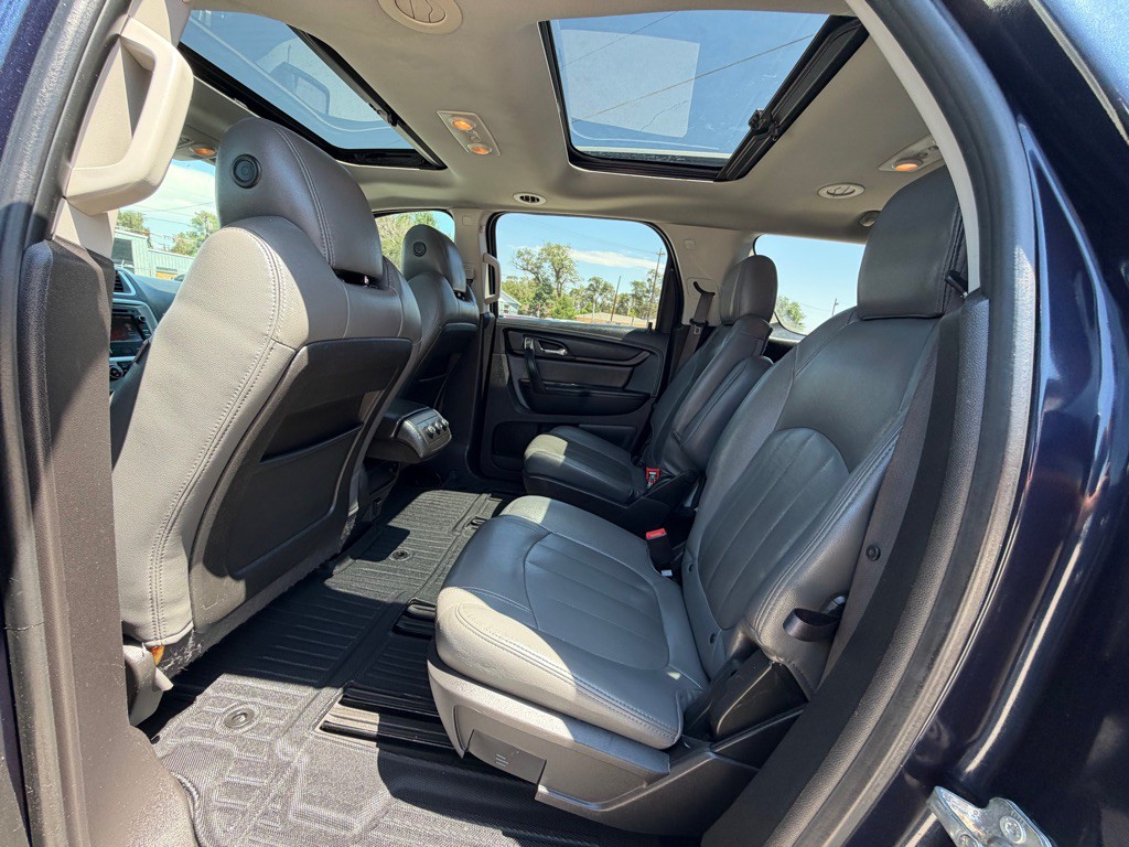 2015 GMC Acadia Image 11