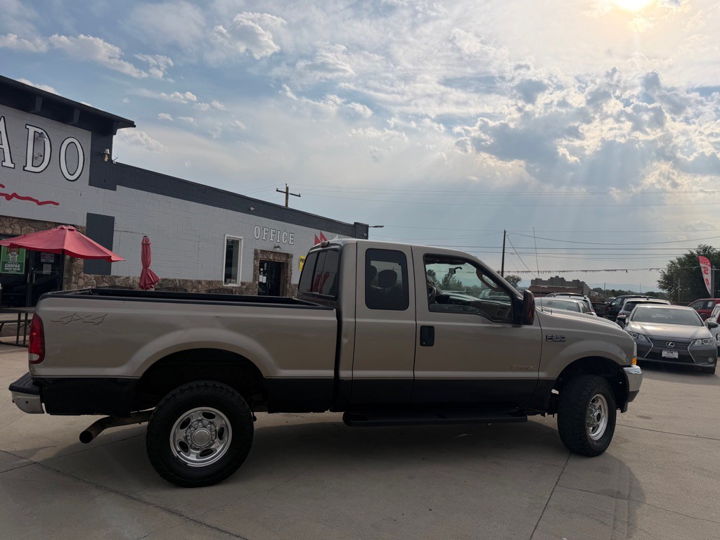 2004 Ford F-250 Image 2
