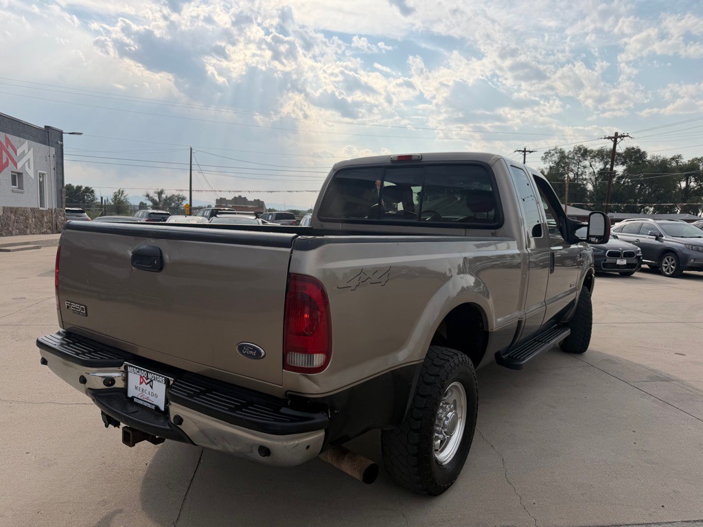 2004 Ford F-250 Image 3