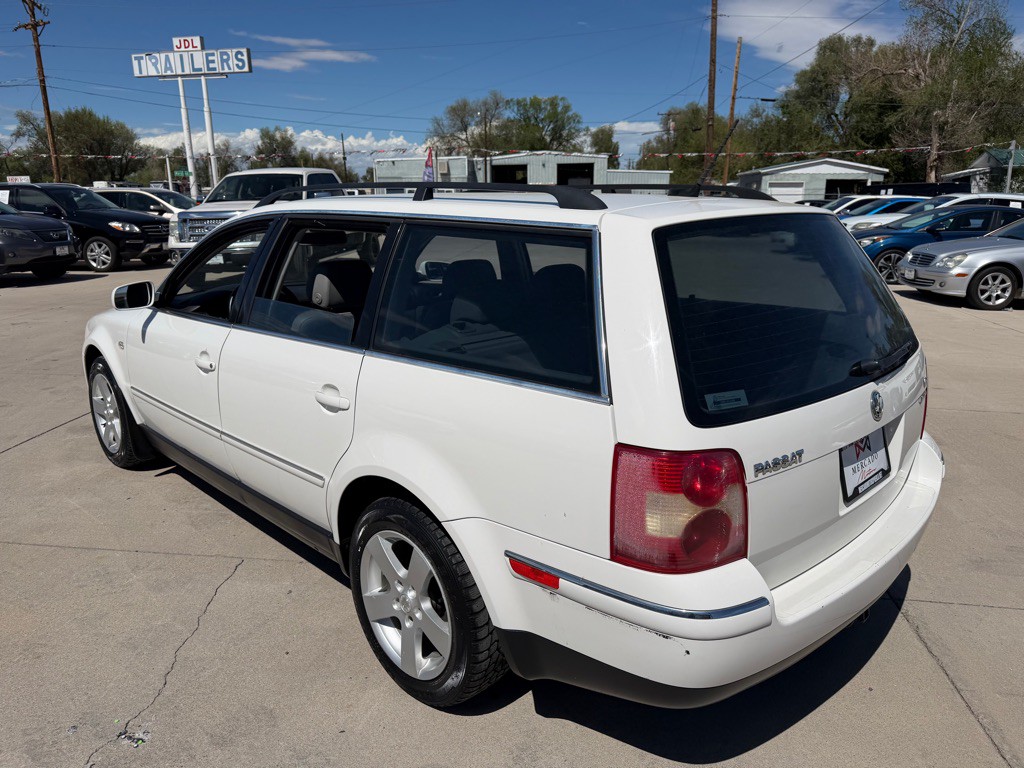 2004 Volkswagen Passat Image 5