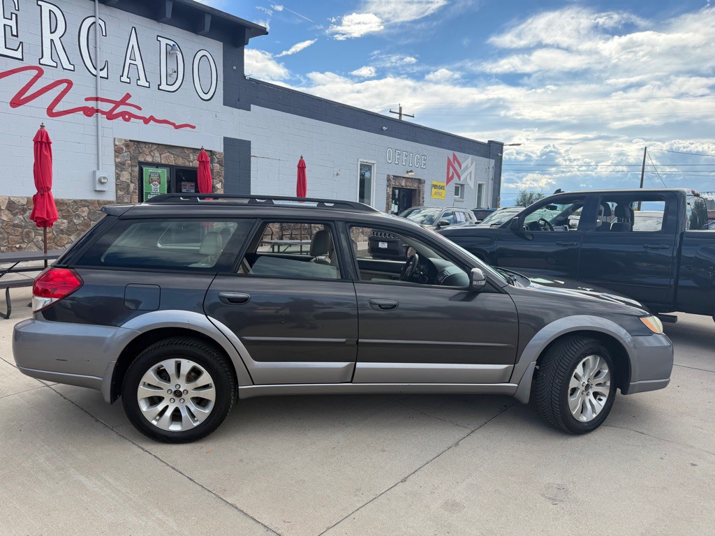 2008 Subaru Outback Image 2