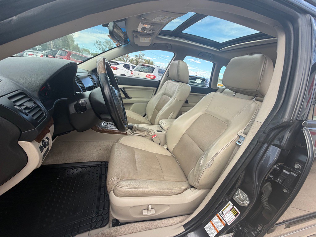 2008 Subaru Outback Image 8