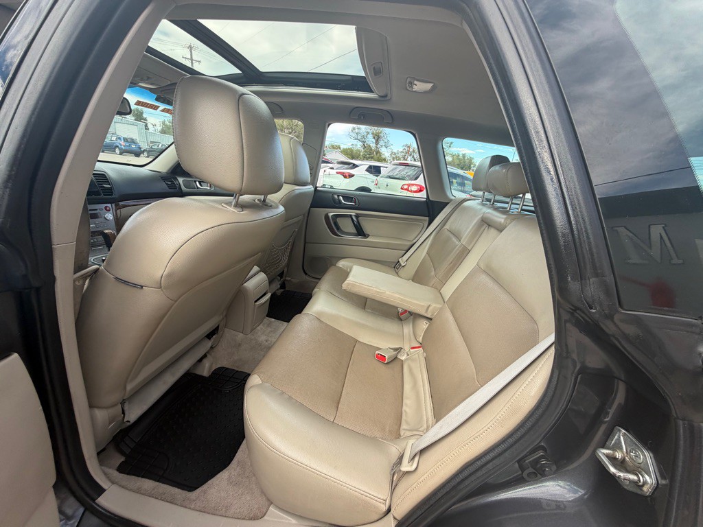 2008 Subaru Outback Image 11