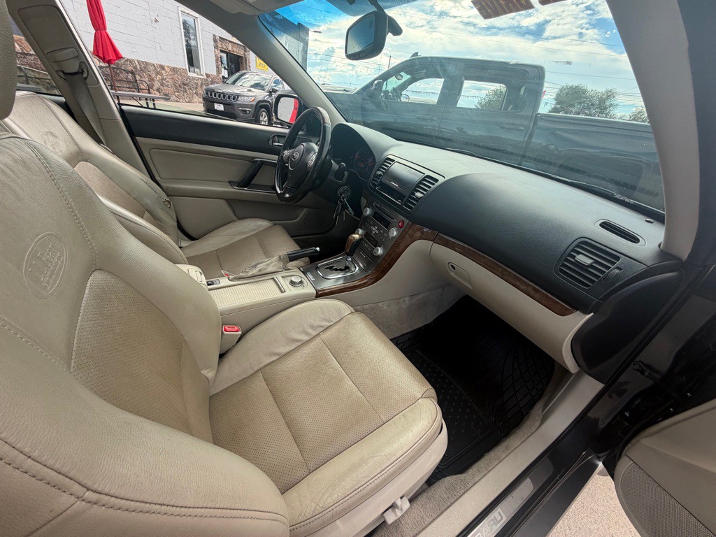 2008 Subaru Outback Image 17