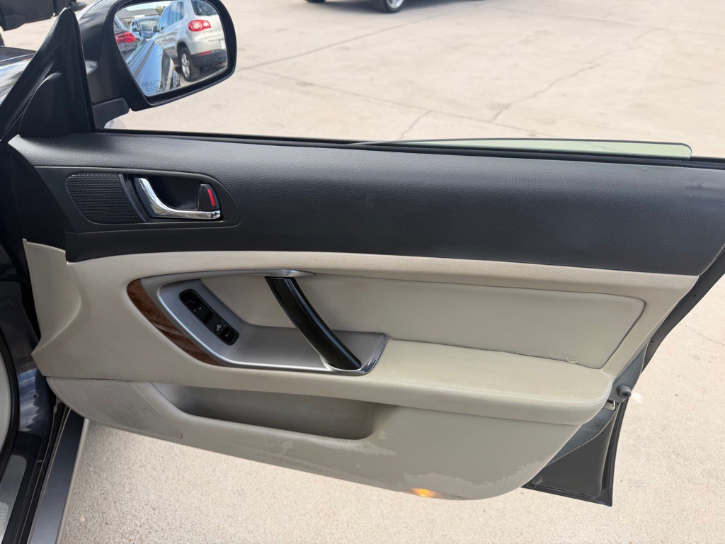 2008 Subaru Outback Image 18