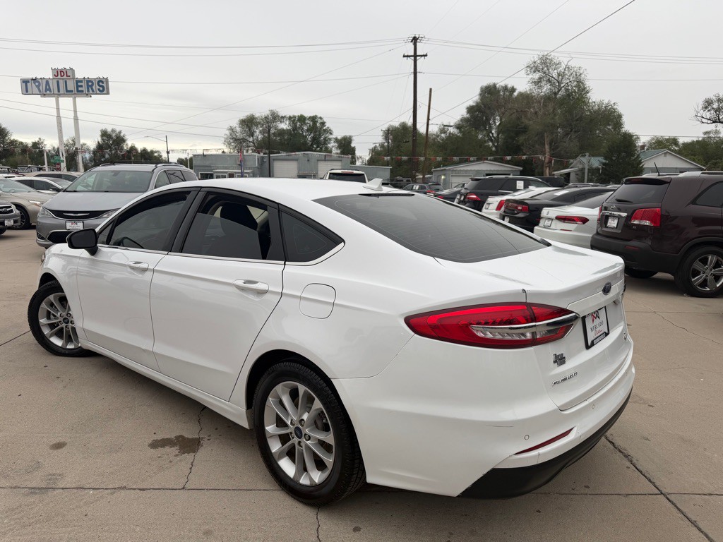 2020 Ford Fusion Image 5
