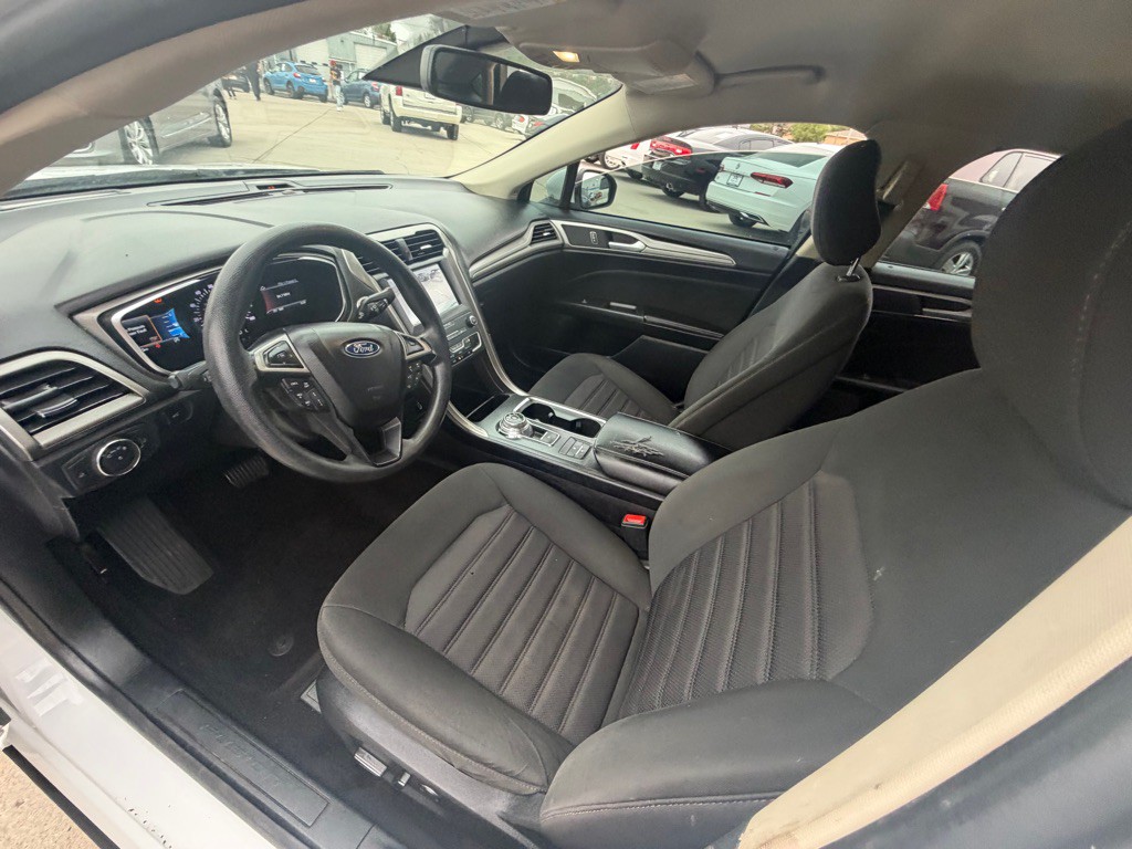 2020 Ford Fusion Image 8