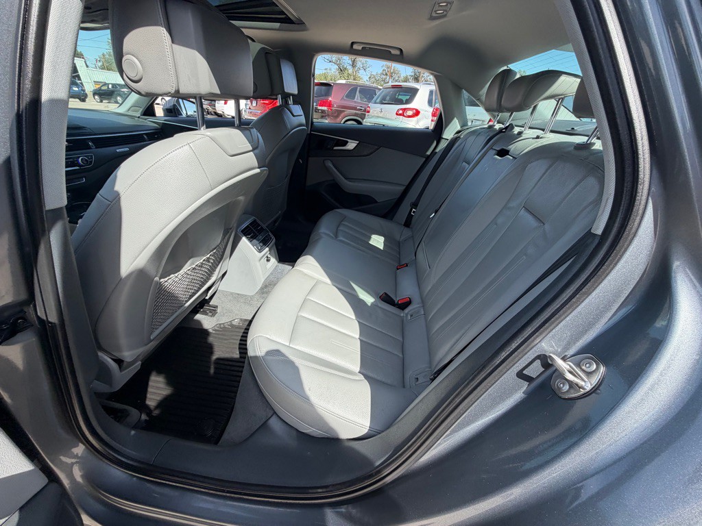 2018 Audi A4 Image 11