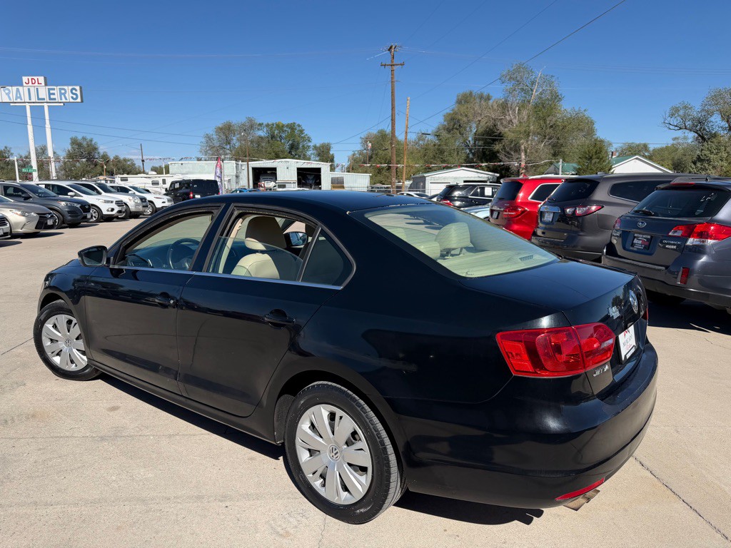 2013 Volkswagen Jetta Image 4