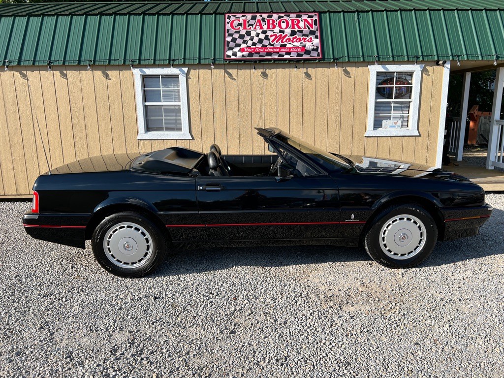 1990 Cadillac Allante Image 4