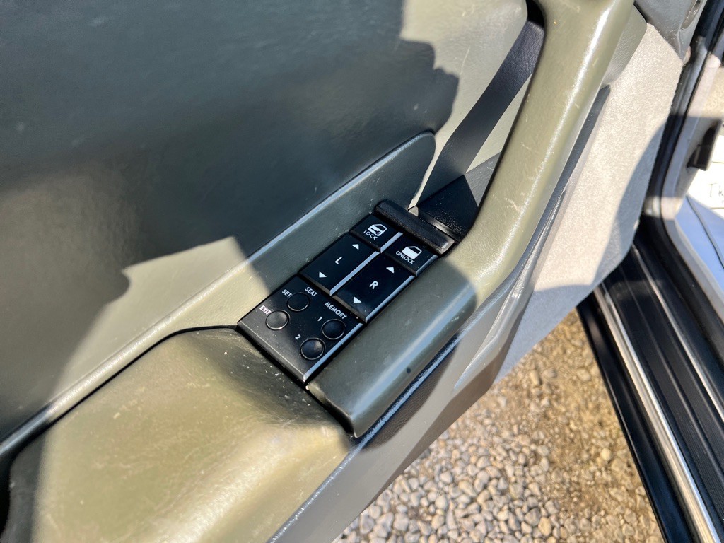 1990 Cadillac Allante Image 7