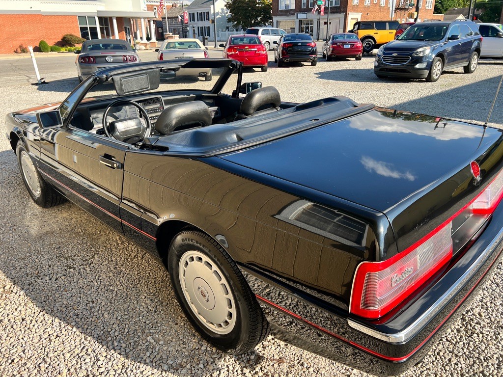 1990 Cadillac Allante Image 10