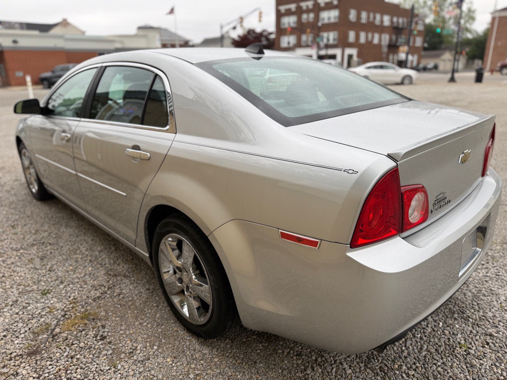 2012 Chevrolet Malibu Image 4
