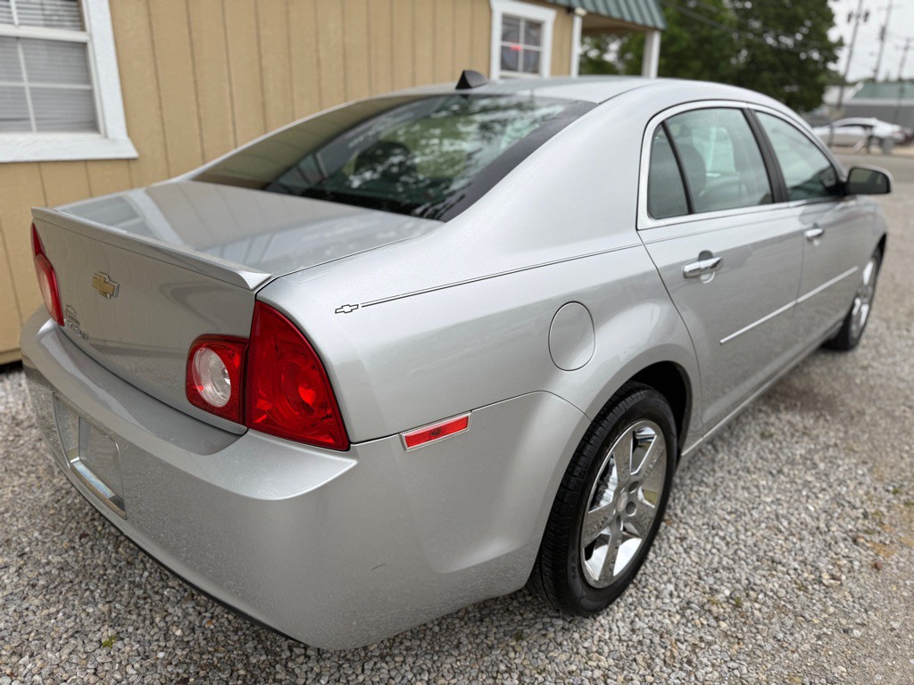 2012 Chevrolet Malibu Image 7