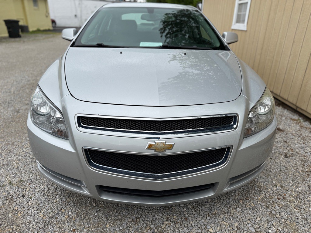 2012 Chevrolet Malibu Image 9