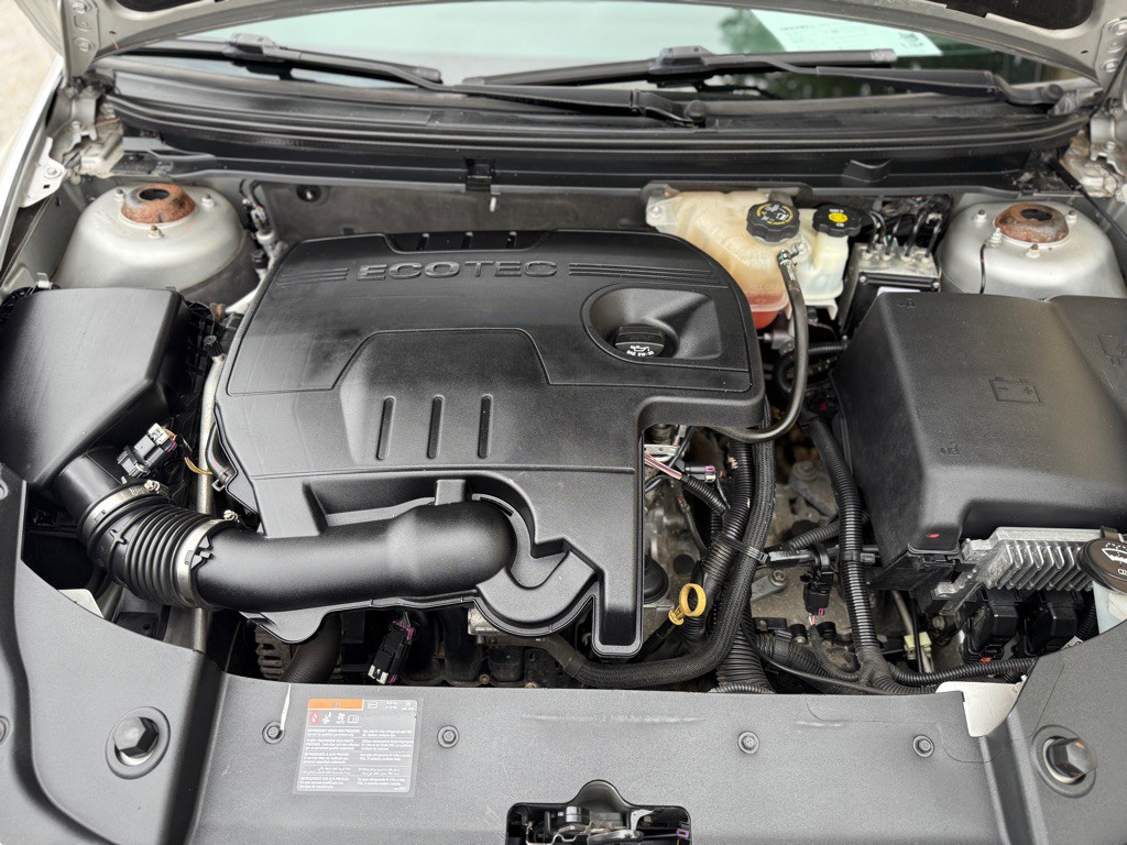 2012 Chevrolet Malibu Image 19